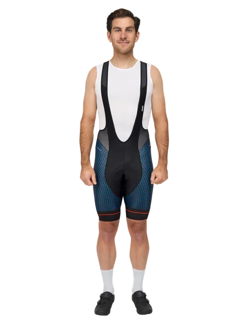  Het model is 178 cm  groot en draagt maat 4