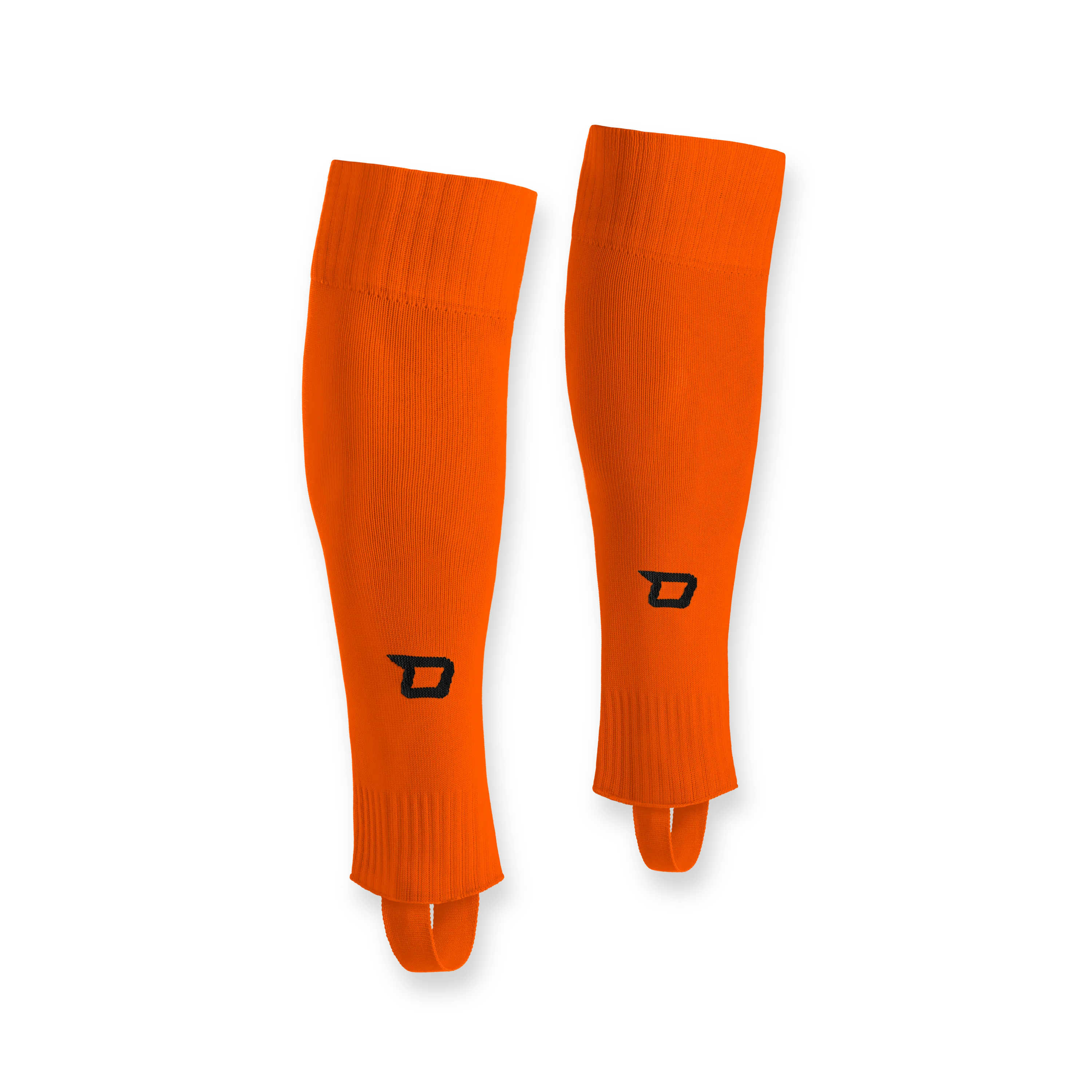 Een paar feloranje scheenbeschermers met een zwart logo aan de zijkant.